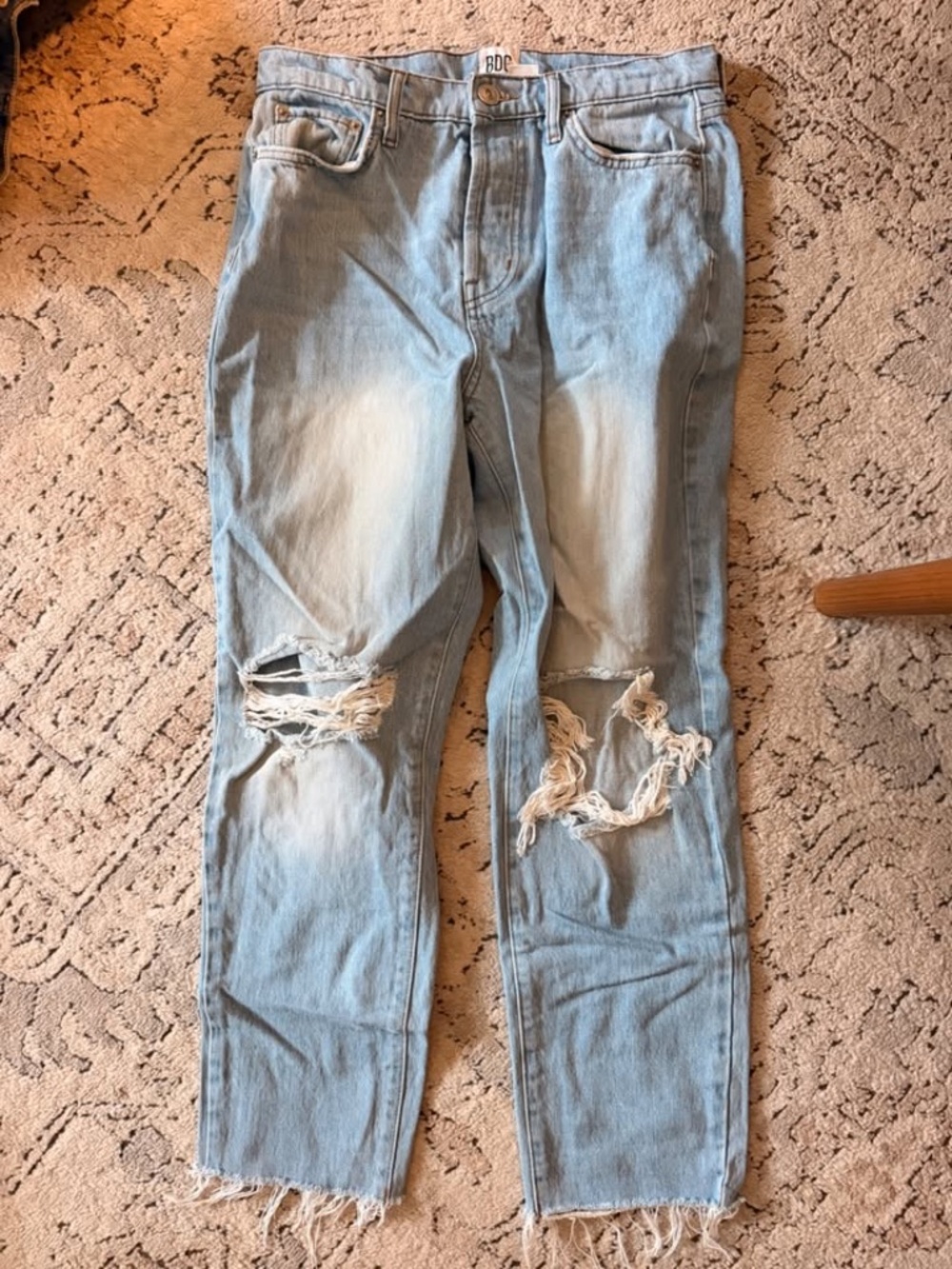 BDG Urban Outfitters Size 28 Slim Straight Distressed Light Wash Ripped Jeans
